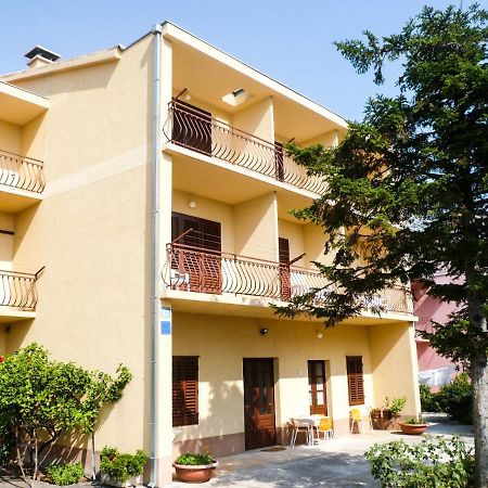 Apartments Saric Makarska Exterior foto