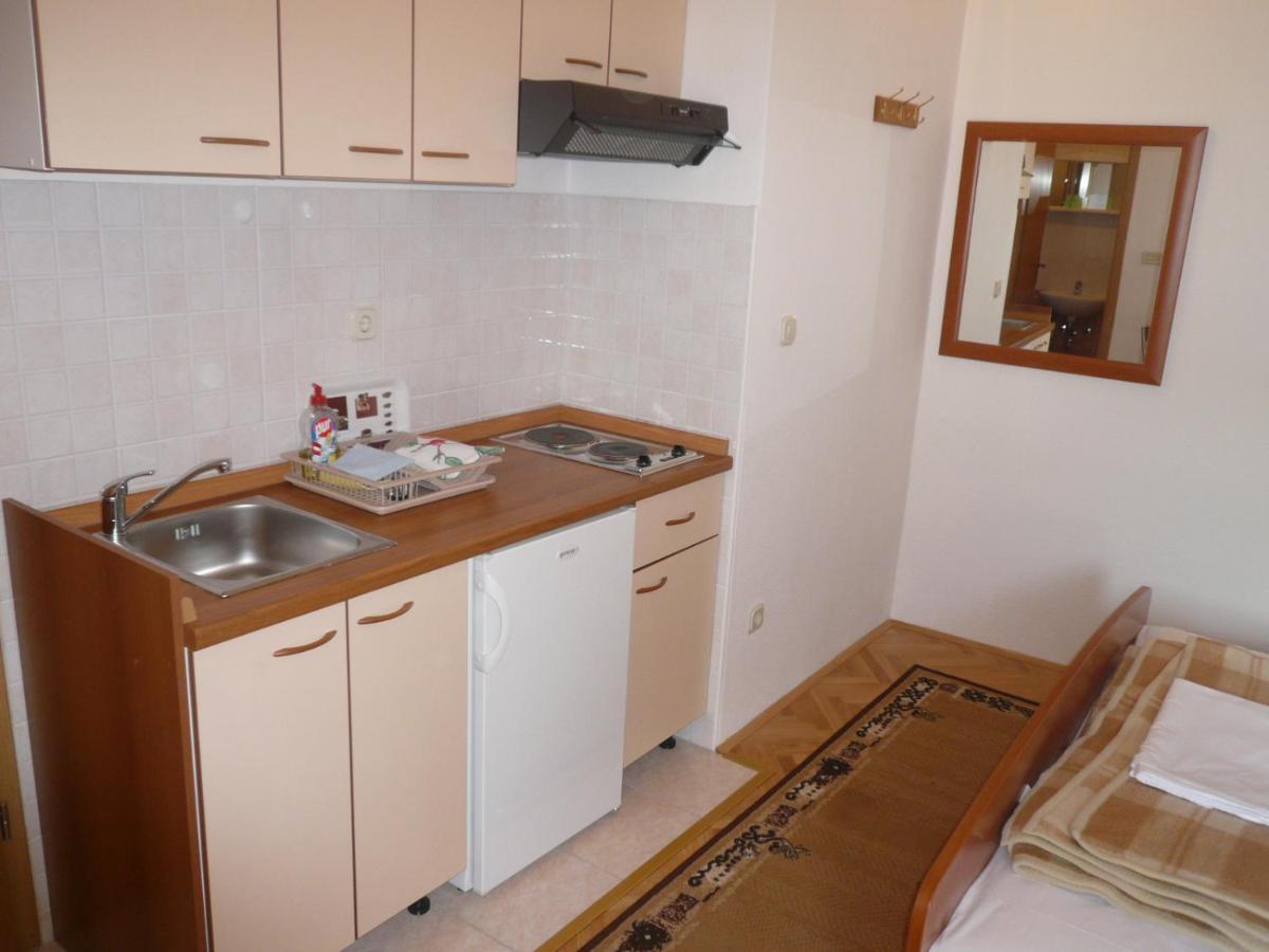 Apartments Saric Makarska Exterior foto